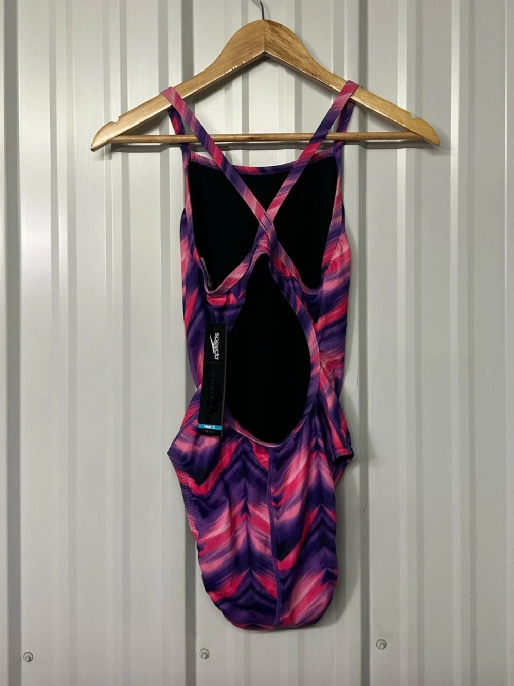 Speedo Train Tech One Piece Swimsuit Women Sporty Minimalist Athletic Swimwear